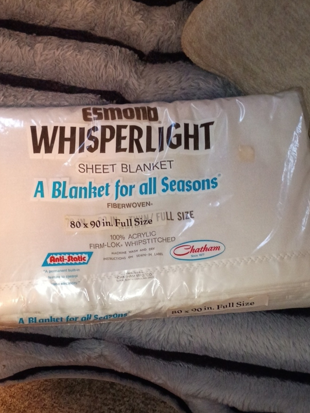 Whisperlight Full Size White Sheet Blanket - Lightweight All-Season Throw